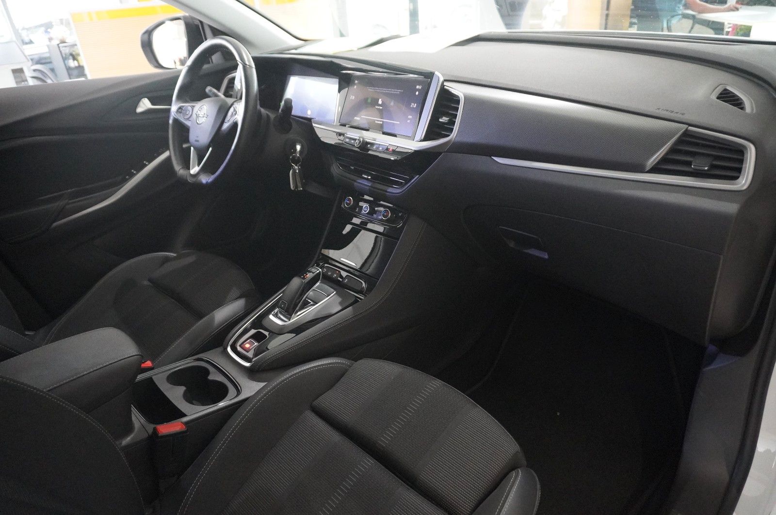 Fahrzeugabbildung Opel Grandland (X) 1.5D ELEGACE NAVI/LED/KAMERA/AHK