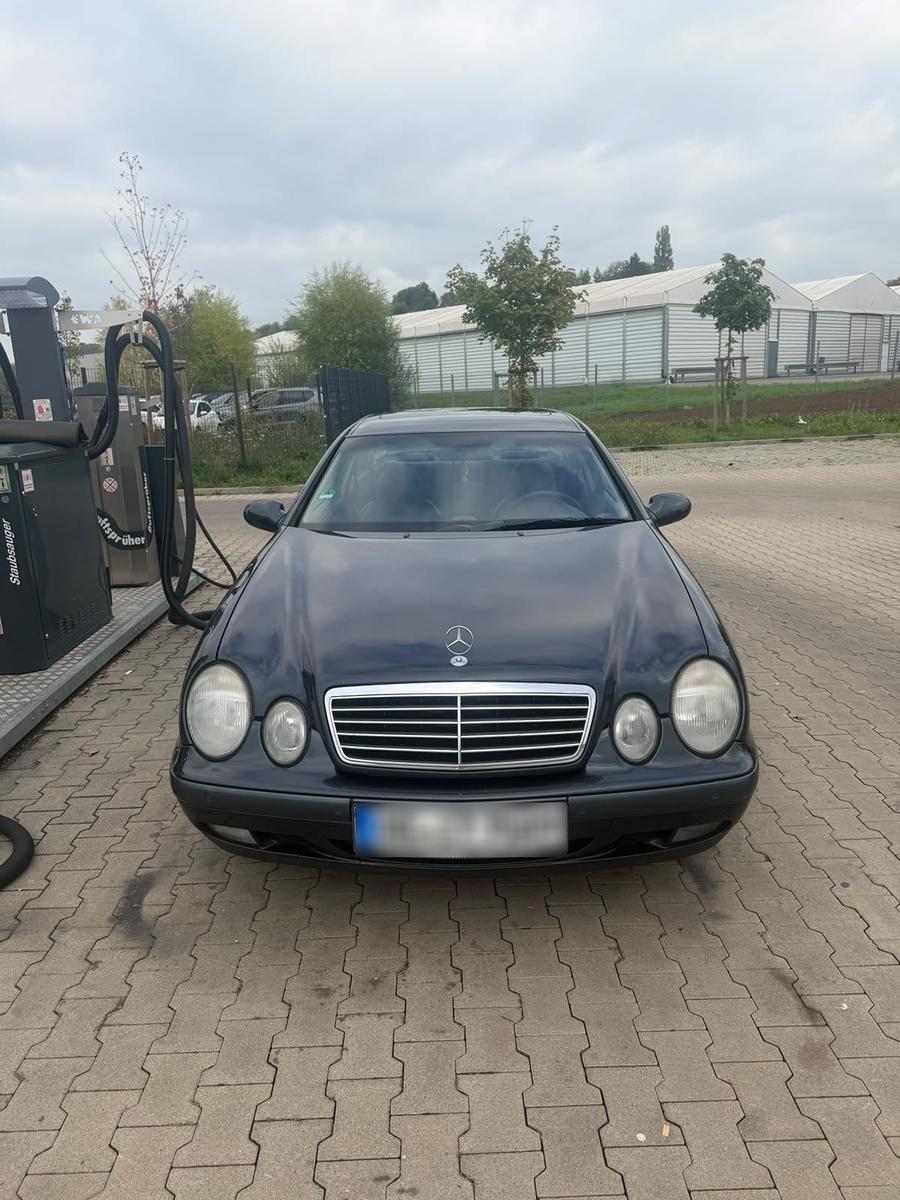 Mercedes-Benz CLK 200
