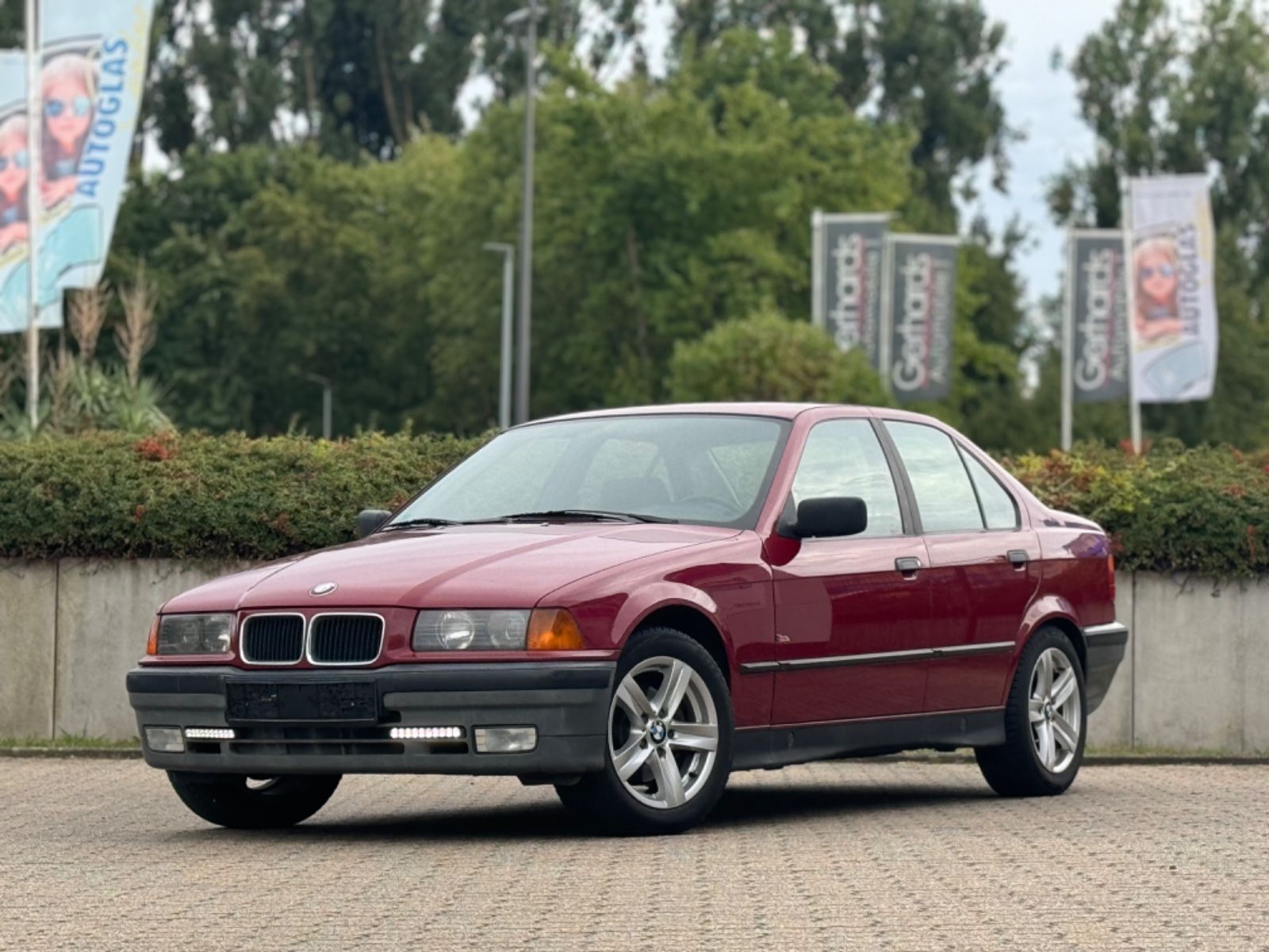 BMW 320 - 1
