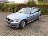 BMW E91 320i Xenon, AHK, Facelift , Panora... - BMW 320 aus 2009: Kombi, 320i