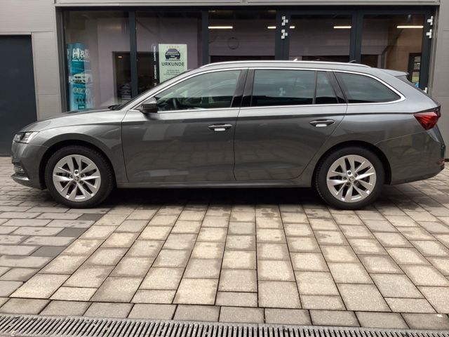 Skoda Octavia Combi 2.0 TSI Style 4x4 DSG LED+Navi+AHK