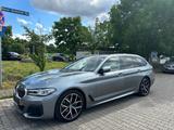 BMW 520 d Tour  M Sport 19 ZOll Facelift Harman - BMW 5 Series: Facelift