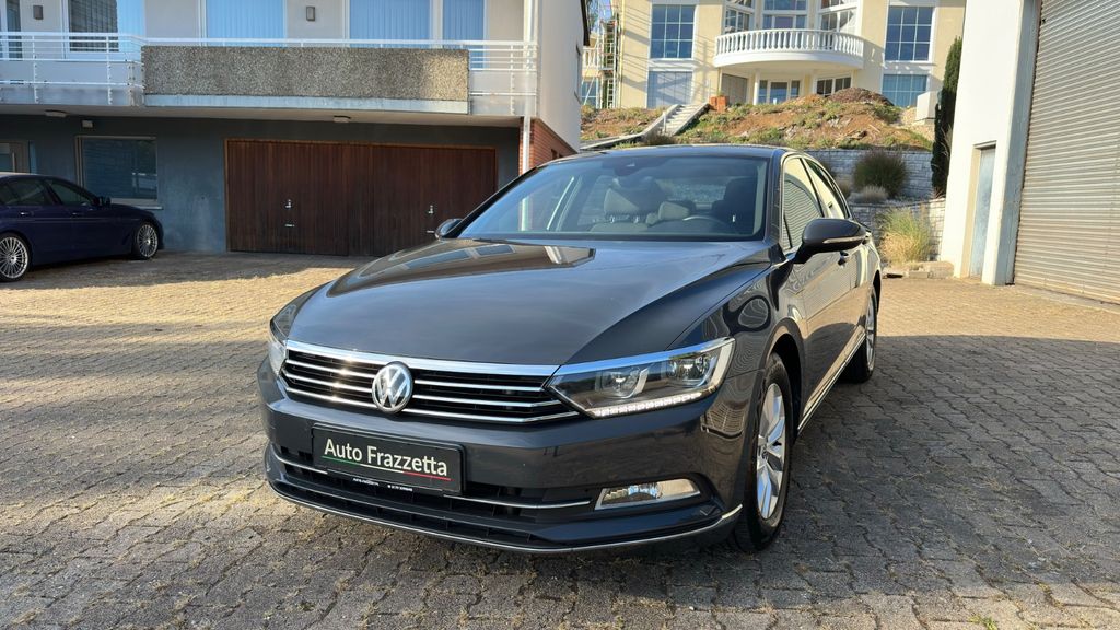 Image of Volkswagen Passat