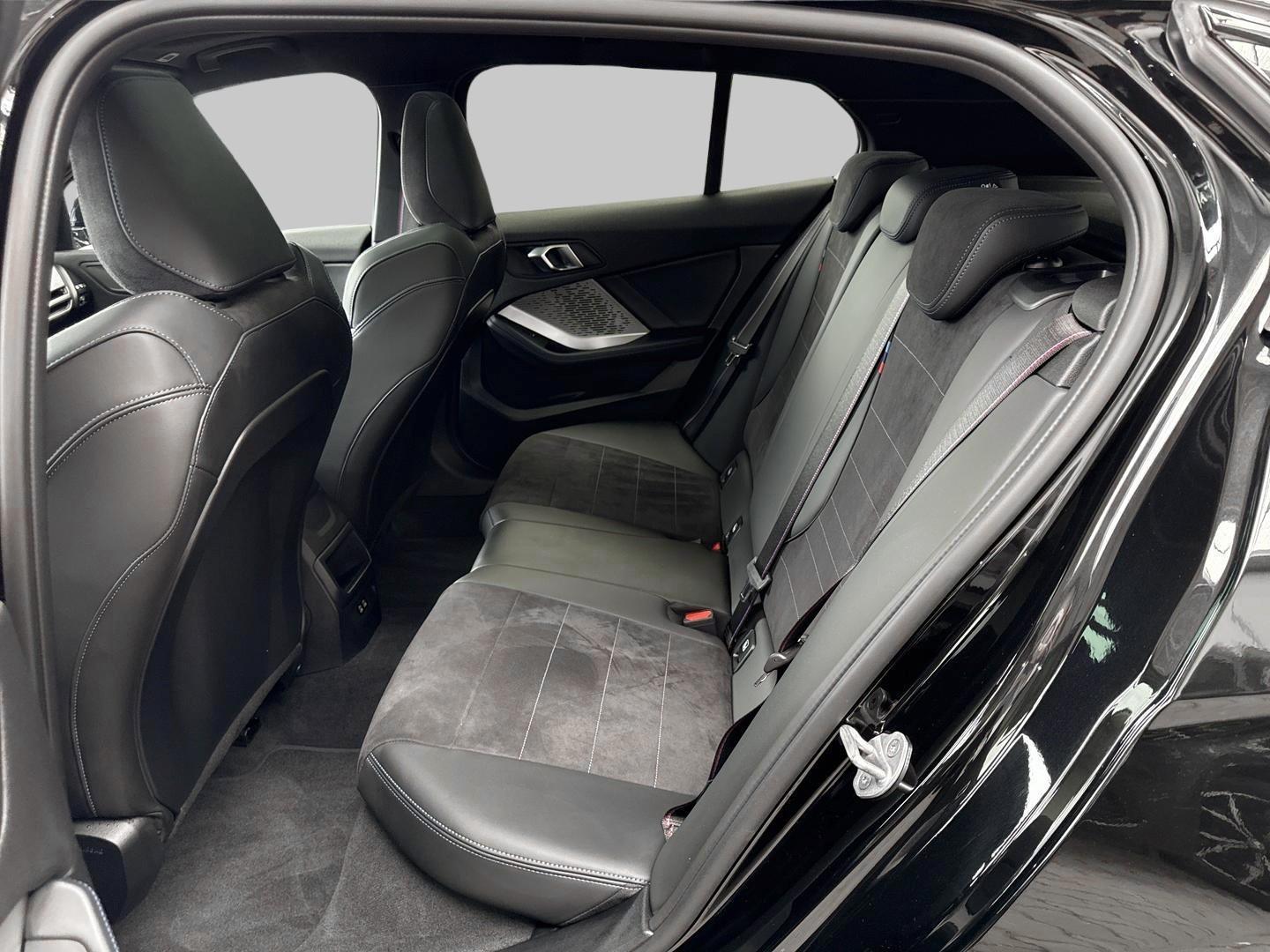 BMW 1 Series i M Sportpaket Pano Navi Digi-CP LED ACC App, миниатюра 8