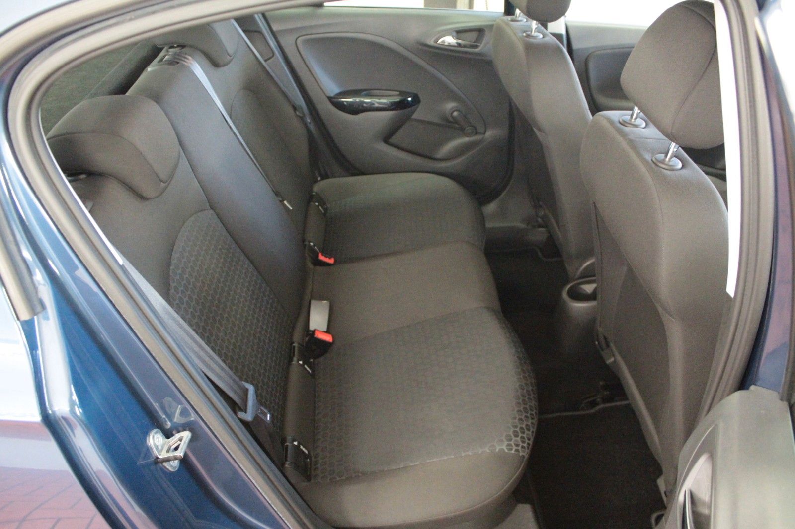 Fahrzeugabbildung Opel Corsa 1.4 Turbo eco FLEX Edition  *Winterpaket*