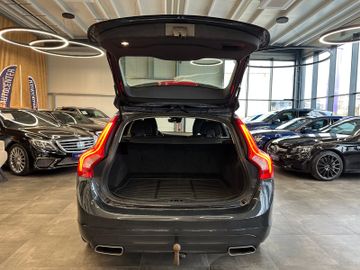 Volvo V60 Kombi Linje Business *Navi*Klima*AHK*Xenon*