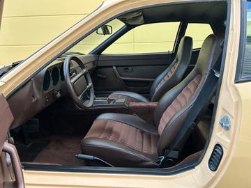 صورة 8 لـ 1984 Porsche 944