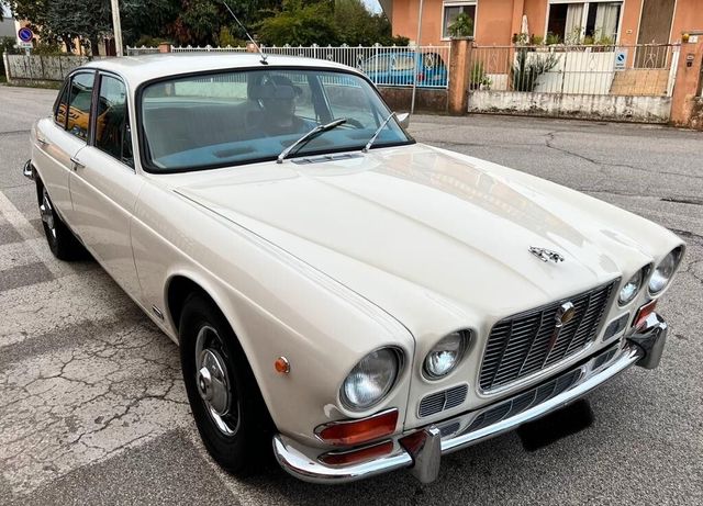 Jaguar XJ6 4.2