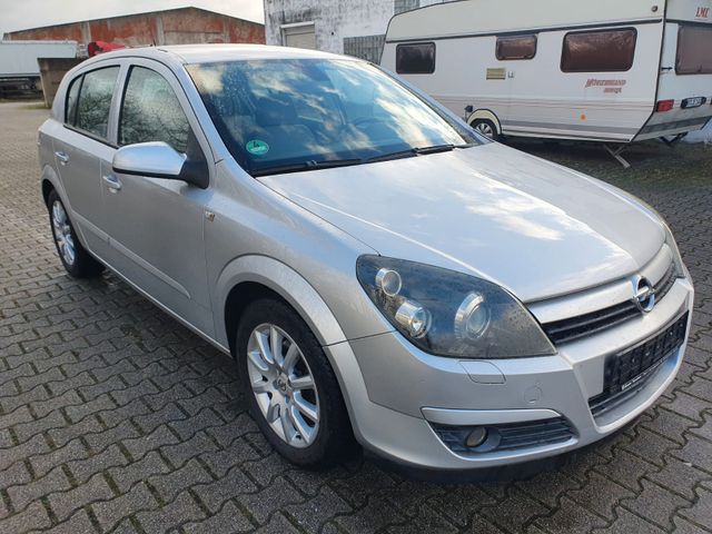 Opel Astra 1.6 Twinport Cosmo