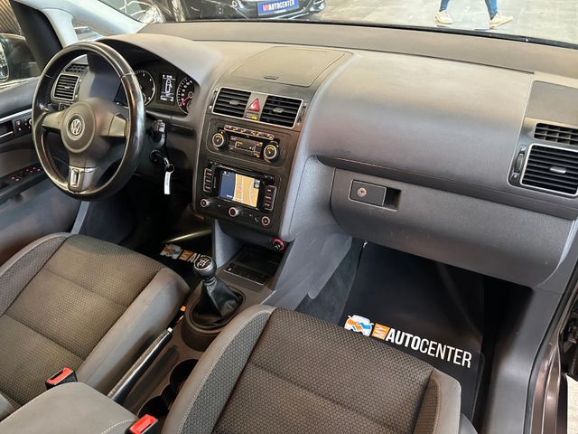 MYAUTOCENTER – Gebraucht- und Jahreswagen mit Werkstattservice in Pfaffenhofen Volkswagen Touran Comfortline *7-Sitzer*Freisprech*Klima*