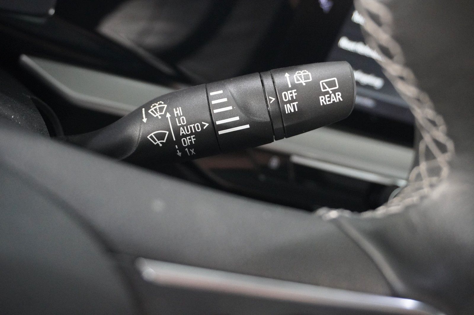 Fahrzeugabbildung Opel Mokka-e ELEGANCE 3-PHASIG NAVI/LED/KAMERA/DAB+