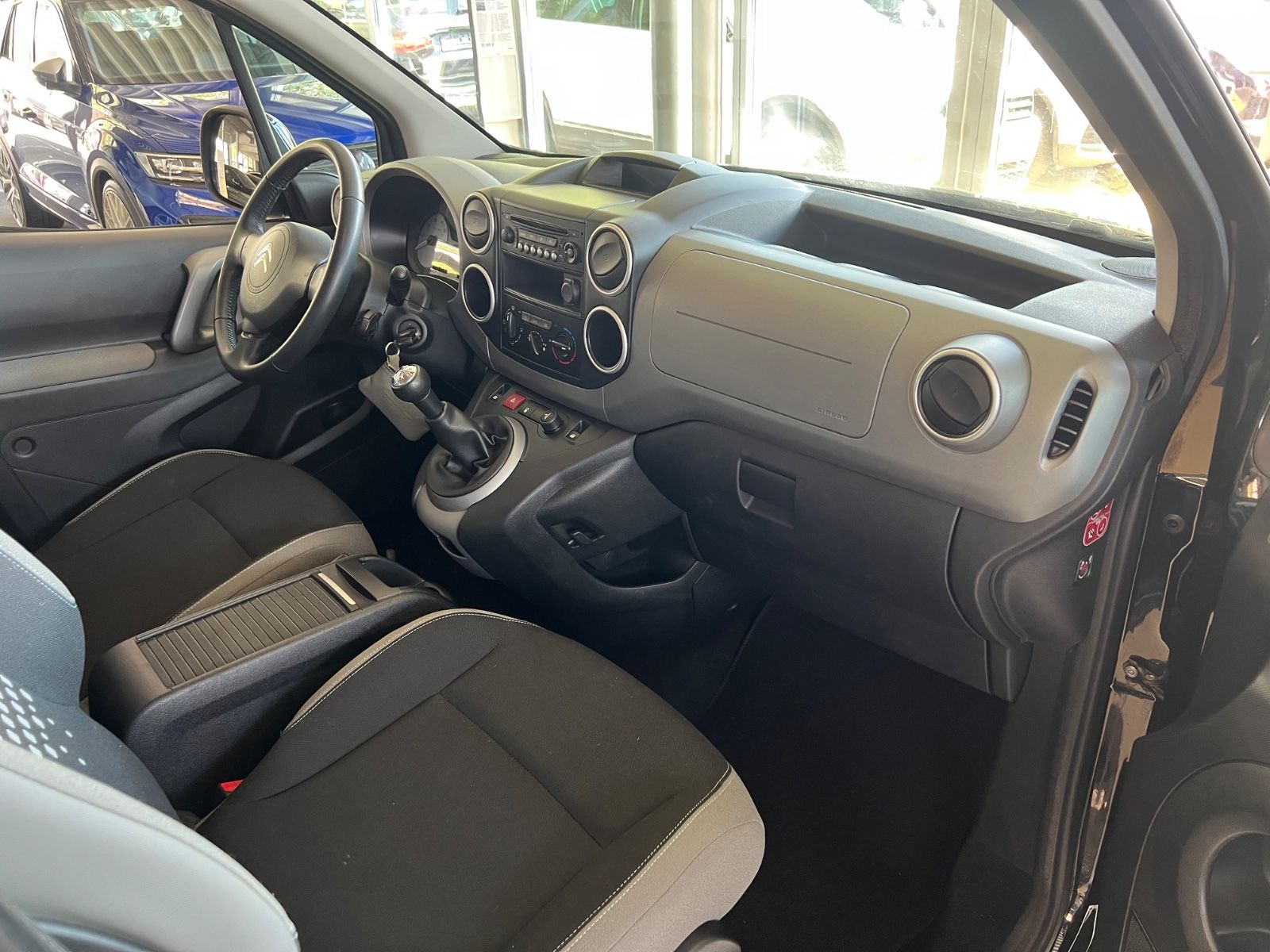 Fahrzeugabbildung Citroën Berlingo 1.6 Kombi Selection
