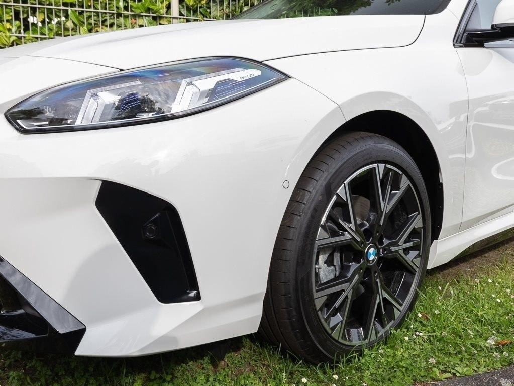 BMW 120 RFK NAVI LED PDC V+H DAB Parkass. Tempomat
