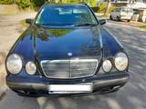 Mercedes-Benz Mercedes Benz E320 CDI classic  AHK  W210 ... - Mercedes-Benz E 320 aus 2000: Cdi