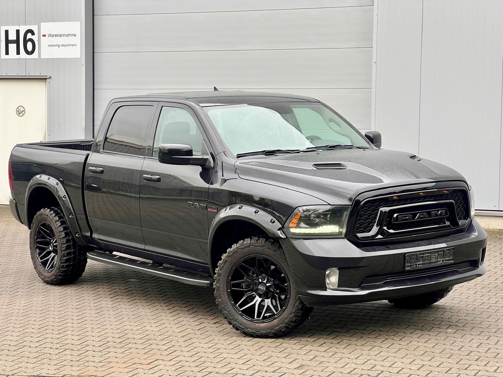 Dodge RAM 5,7  Monster XXL Crewcab Leder 4x4 Night