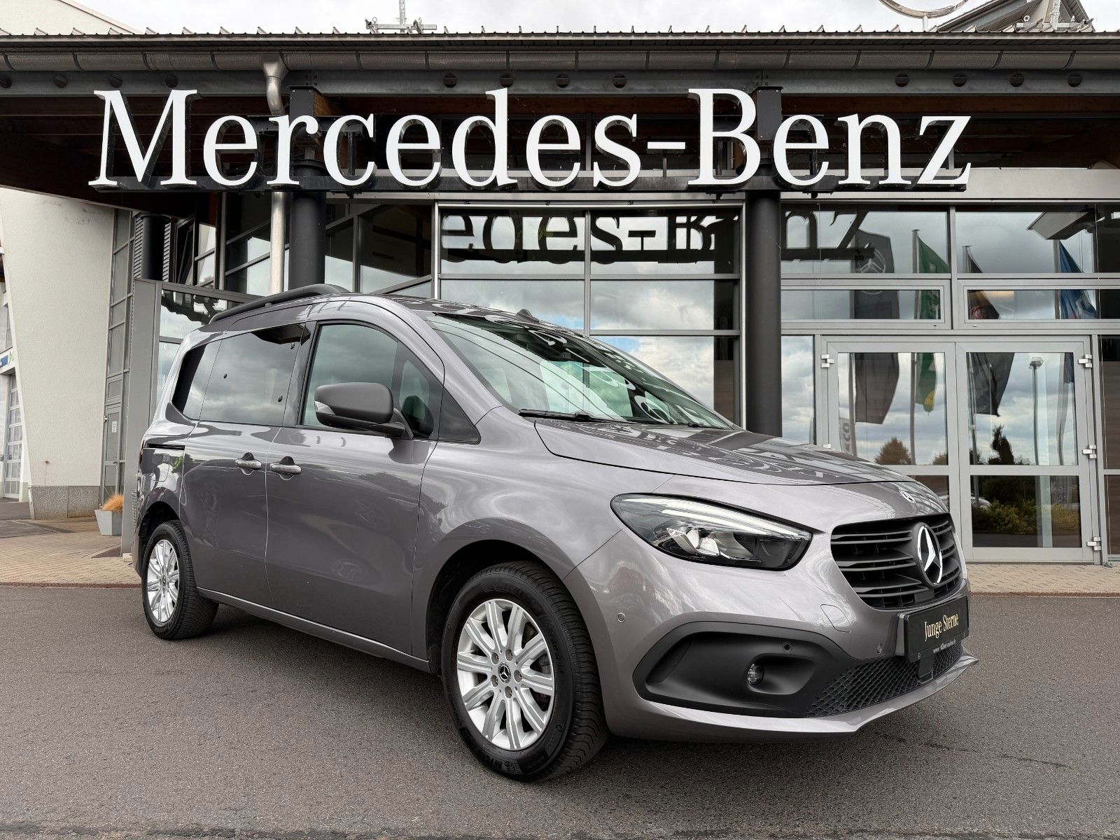 Fahrzeugabbildung Mercedes-Benz Citan 112 CDI Tourer Pro Kamera LED MBUX