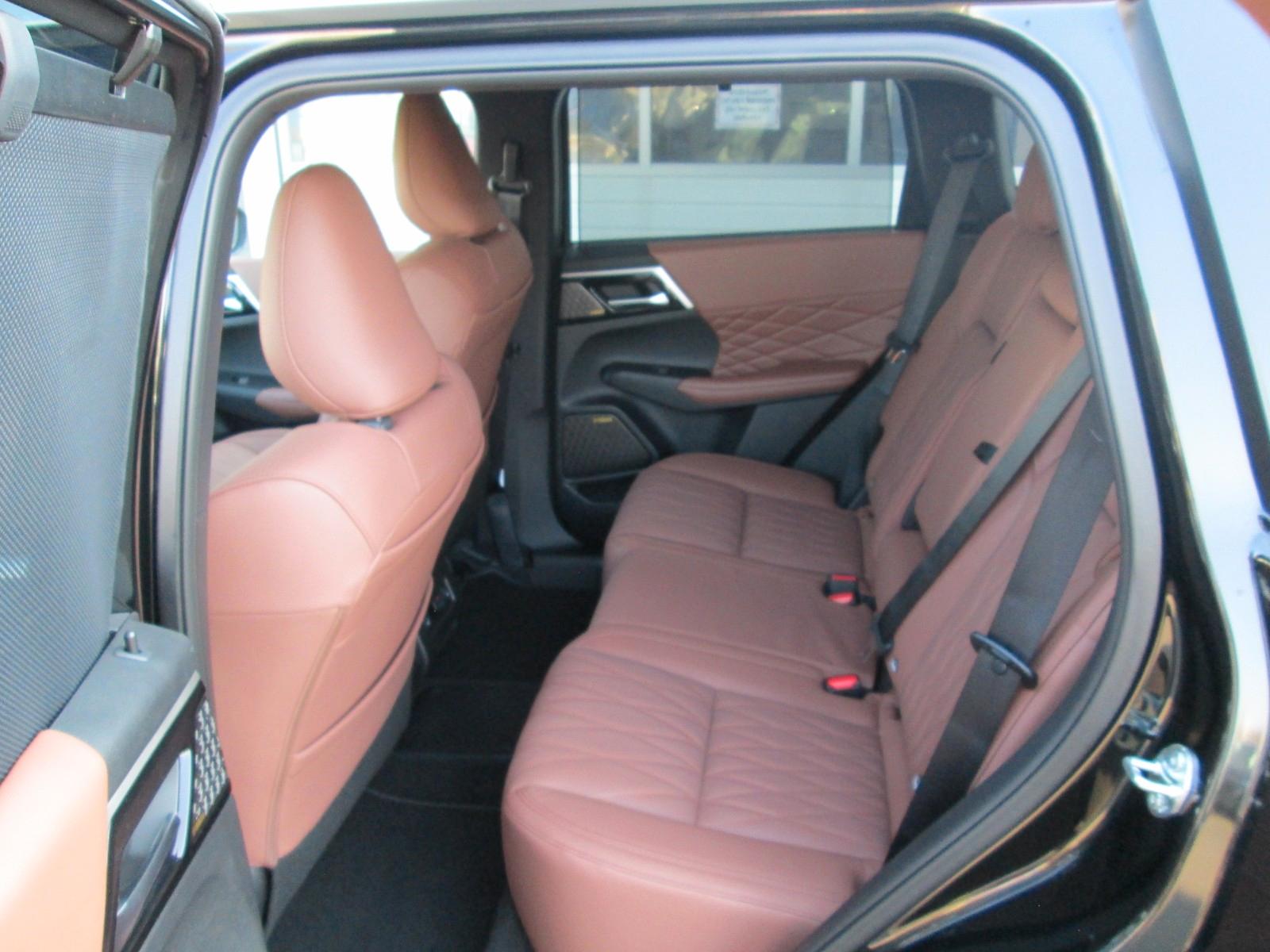 Mitsubishi Outlander 2.4 PHEV  Top Luxury