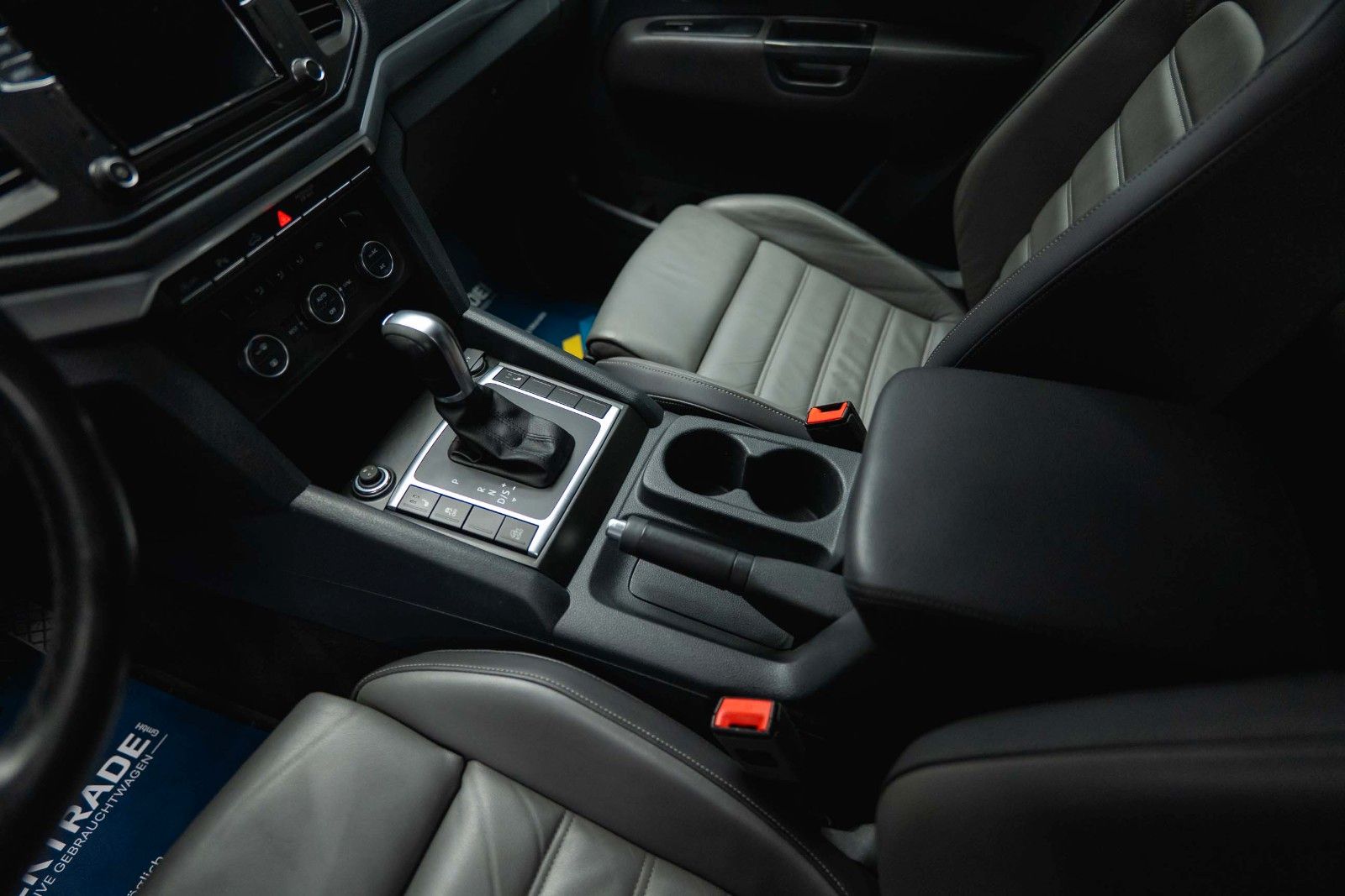 Fahrzeugabbildung Volkswagen Amarok V6 Highline 4Motion BLACK OFFROAD Edition