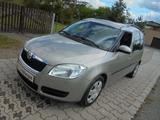 Skoda Roomster 1.6 16V Style Pano KLIMA STHZ! - Skoda Roomster aus 2009