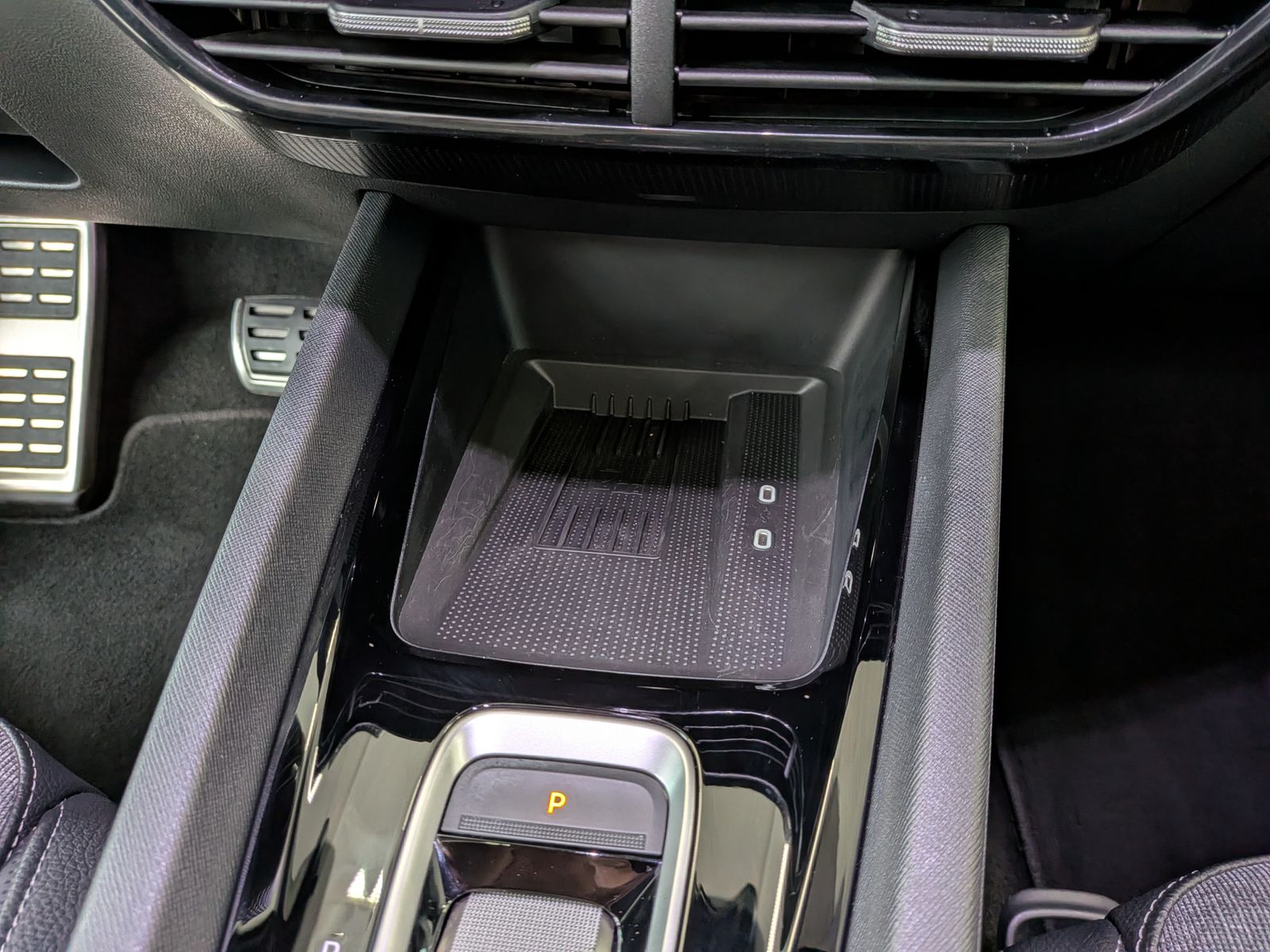 Fahrzeugabbildung SKODA Octavia 2.0TDI Sportline Matrix Canton Pano ACC