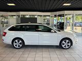 Skoda Octavia 2.0 TDI Aut. Elegance ·AHK· Navi ·Xenon - Skoda aus 2013