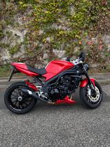Triumph Speed Triple 1050 SE - TRIUMPH 2010 SPEED TRIPLE