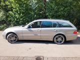Mercedes-Benz E 280 4MATIC T ELEGANCE Elegance - Mercedes-Benz E 280: 4matic