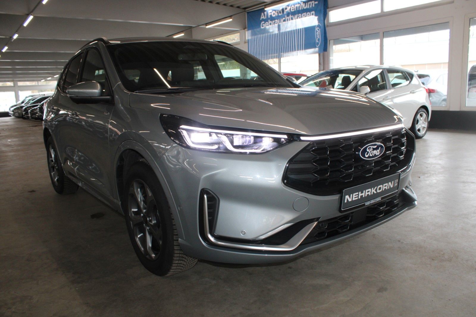 Fahrzeugabbildung Ford Kuga ST-Line X Automatik Facelift AHK Matrix LED