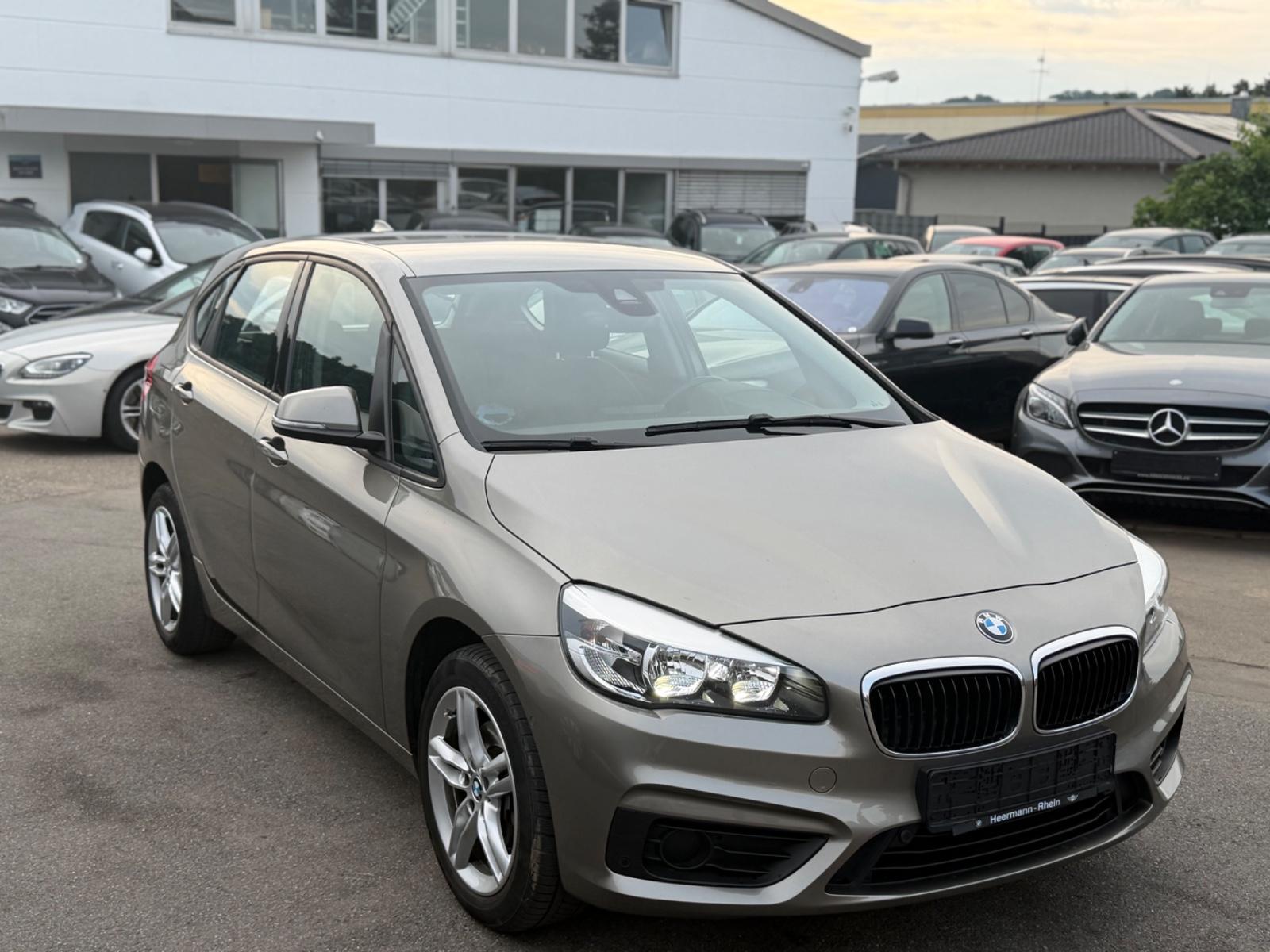 BMW 2 ActiveTour 218*NUR*23KM*gepflegt* Automatik