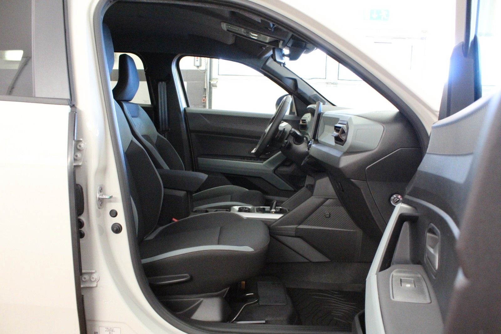 Fahrzeugabbildung Dacia Duster hybrid-G 150 4x4 Extreme MY26