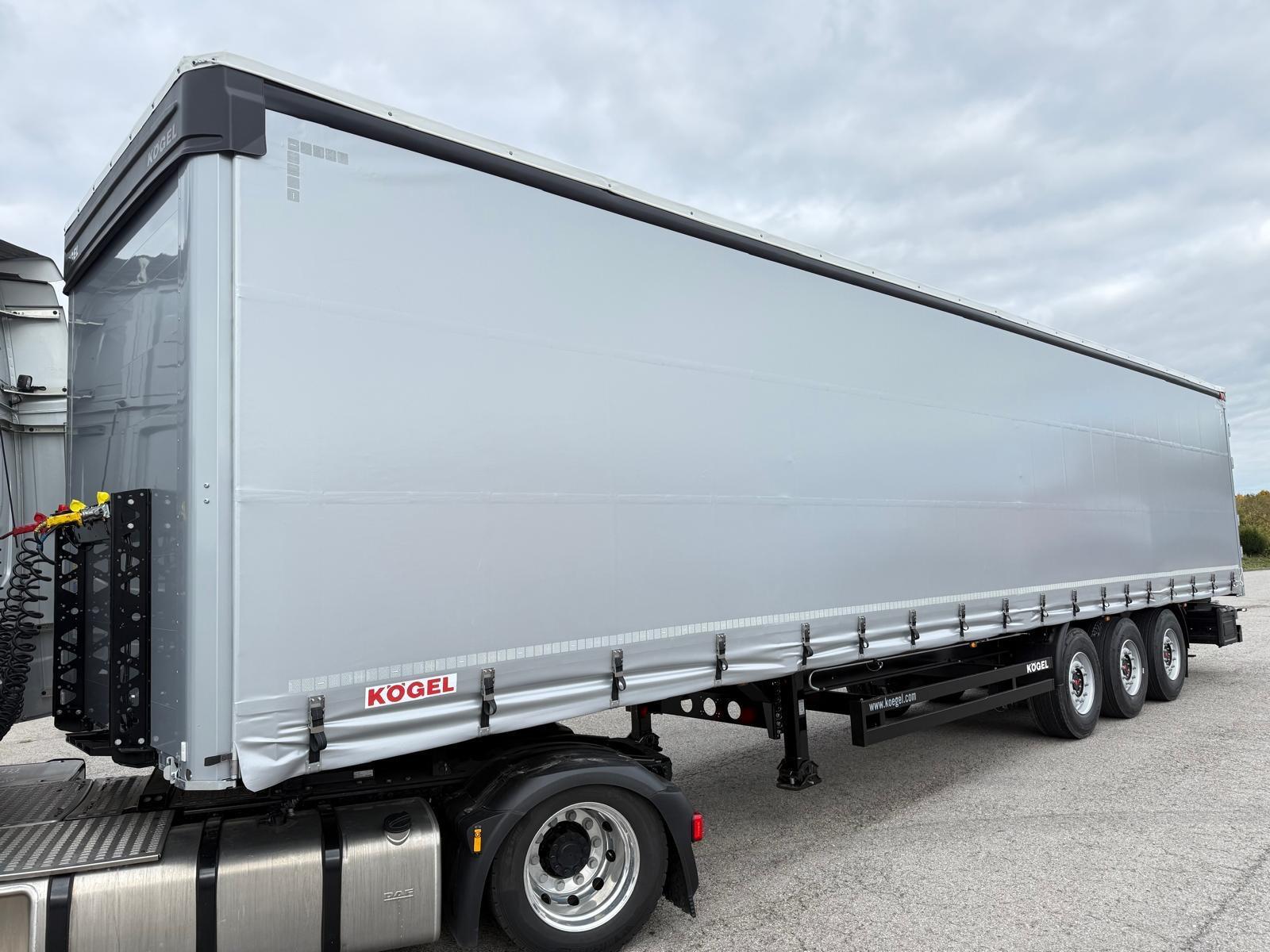 Kögel  3 Achs Standard NEU Lift/SAF Lasi XL+Getränke