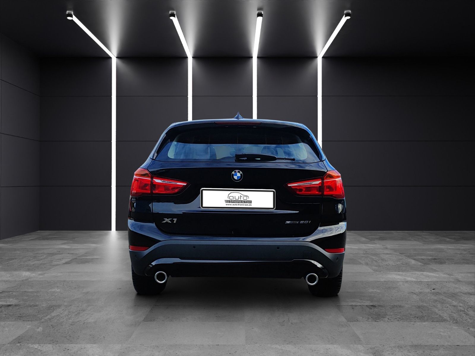 Fahrzeugabbildung BMW X1 sDrive 20 i Advantage*Automatik*Navi*DAB*PDC