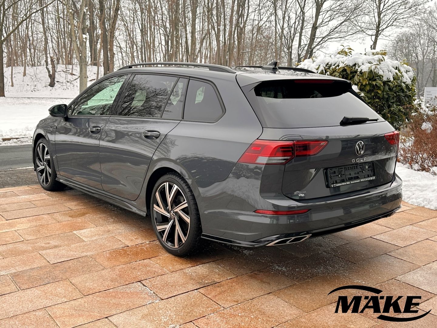 Golf Variant R-Line 2.0 TSI DSG ACC LED AHV NAV 