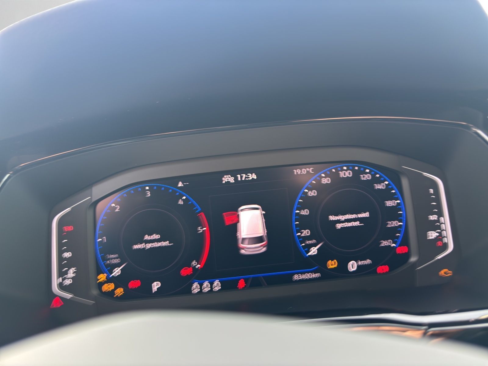 Volkswagen Touran - Bild 11
