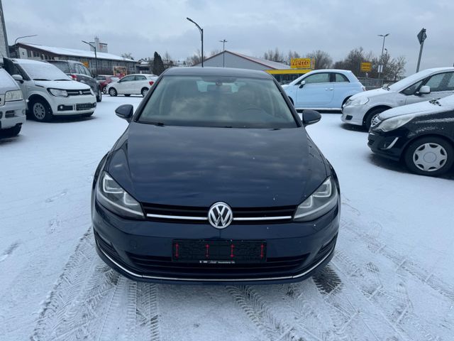 Volkswagen Golf VII Lim. Highline BMT *NAVI*