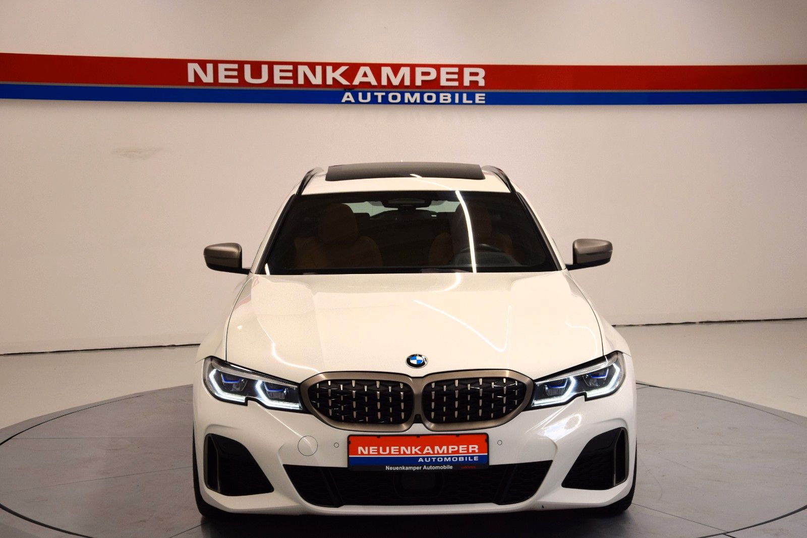 Fahrzeugabbildung BMW M340 d xDrive Touring Laser ACC Pano HuD h/k AHK