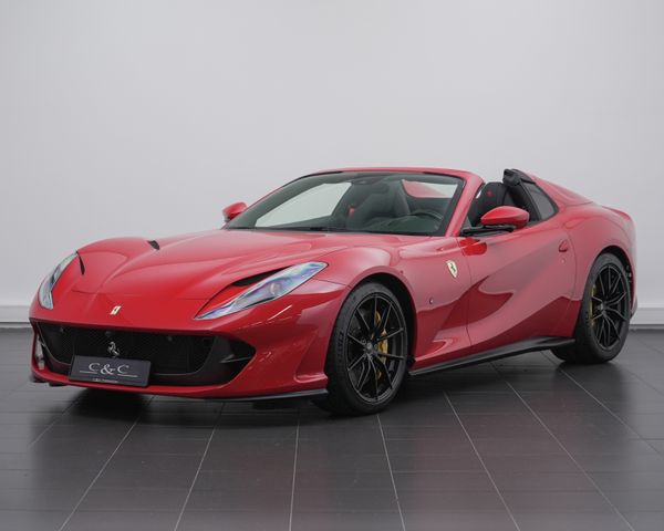 Ferrari 812 GTS/LIFT/360/LEDS/CARPLAY/CARBON/PROD23