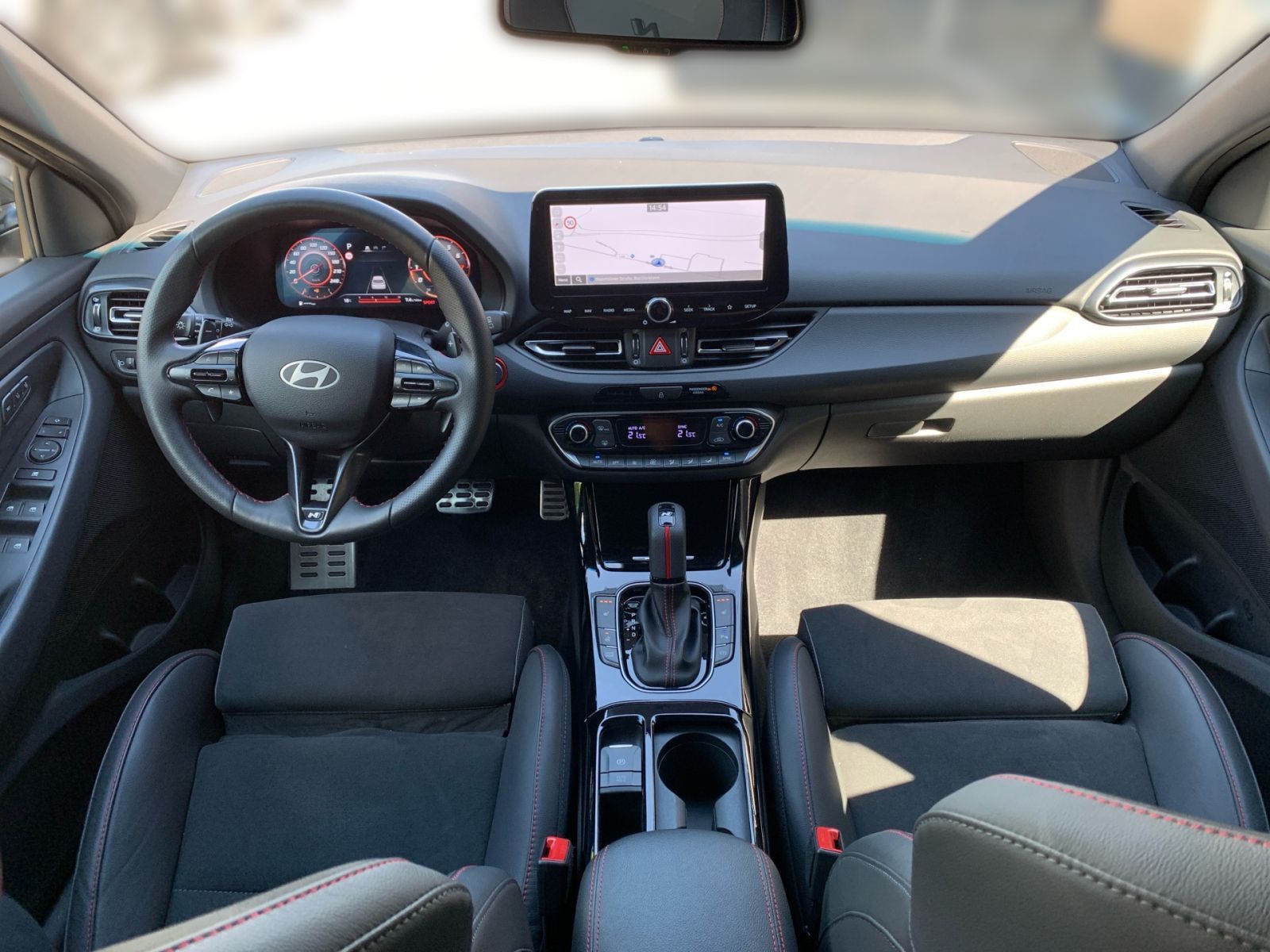 Fahrzeugabbildung Hyundai i30 Kombi FL 1.5 T-GDI 7-DCT N Line Mild-Hybrid