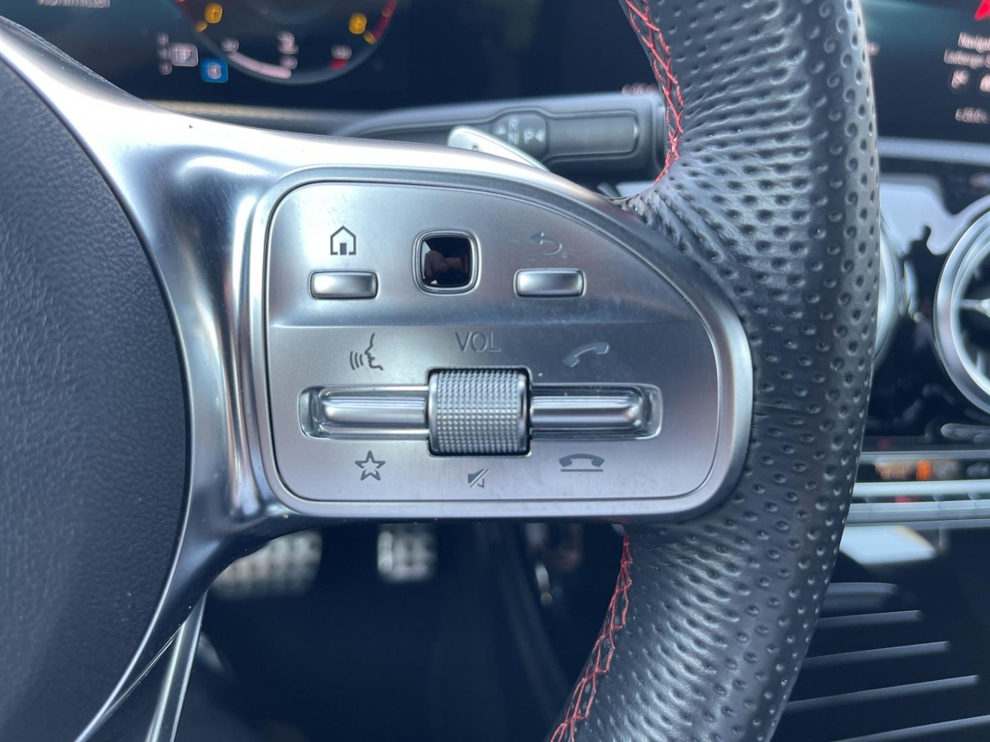 Mercedes-Benz CLA AMG LINE LED Distronic SH, миниатюра 26