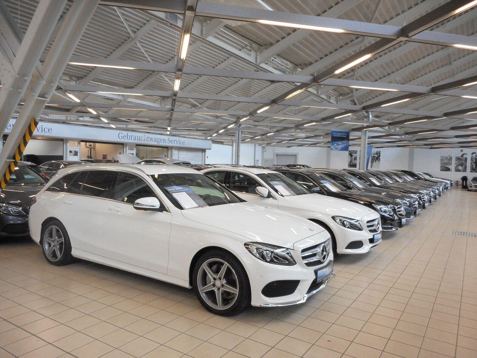 showroom-image-bottom