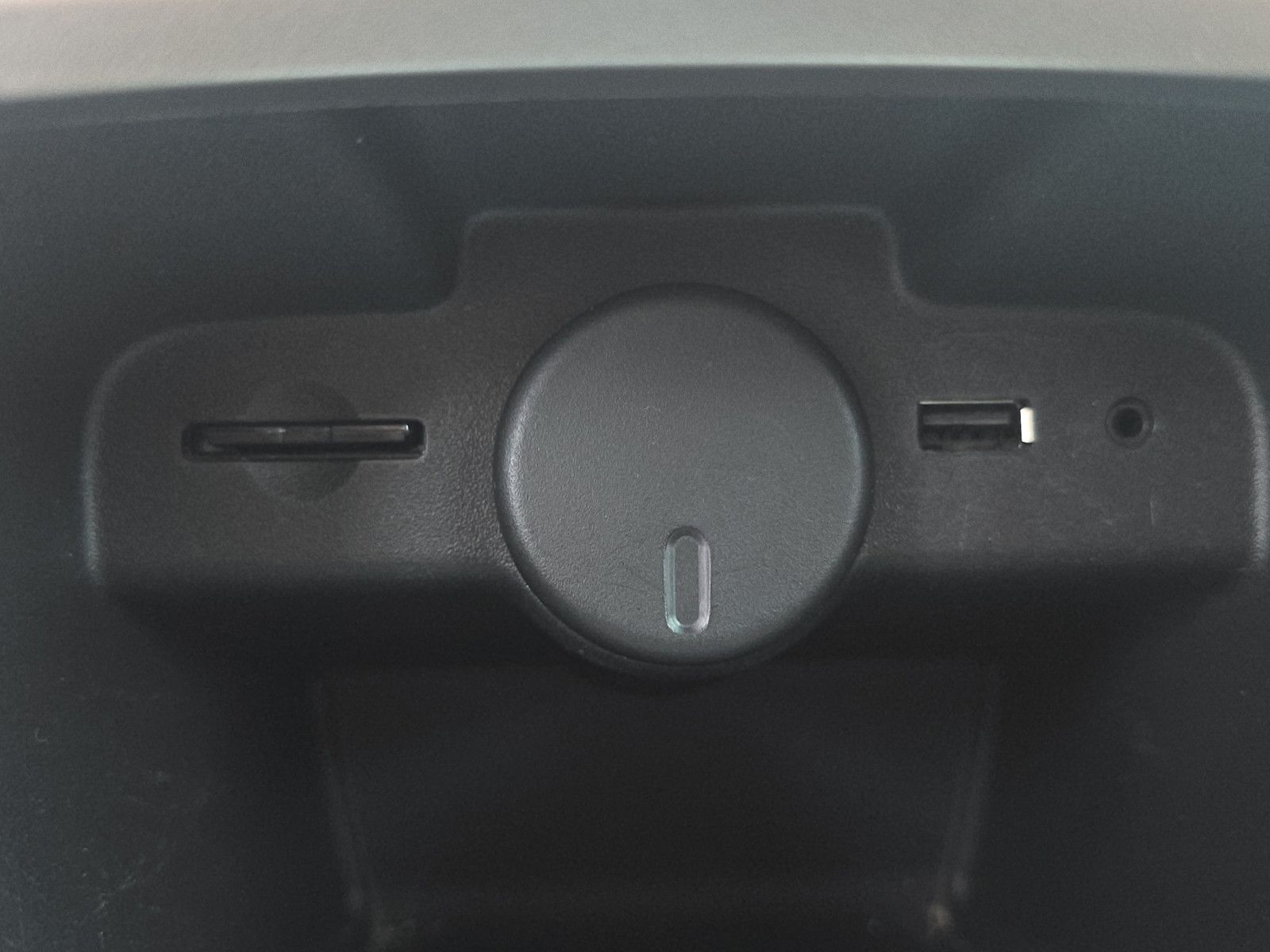 Fahrzeugabbildung Opel Astra J Lim. 5-trg Design Edition Klima Tempomat