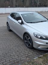 Volvo V40 D4 Kinetic  - Volvo V40 Kinetic mit Diesel-Antrieb
