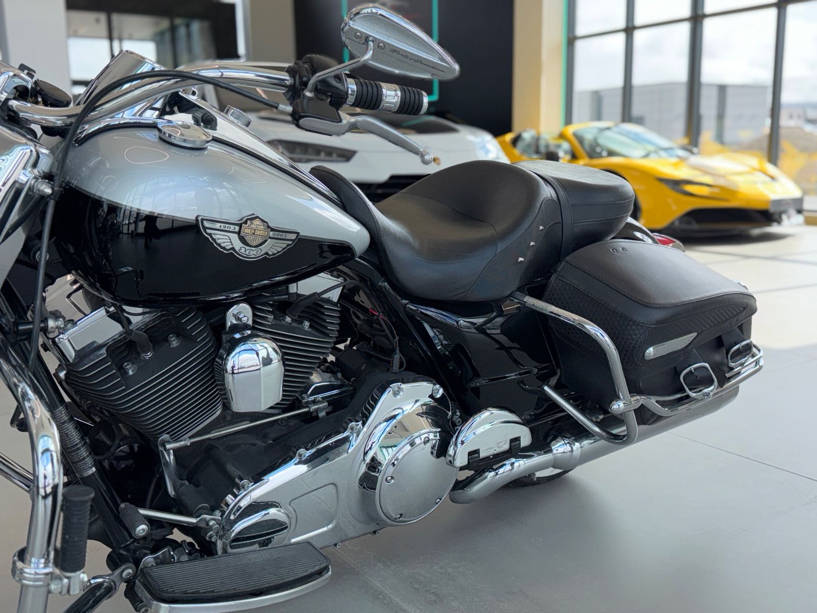 Road King 100th Anniversary Style