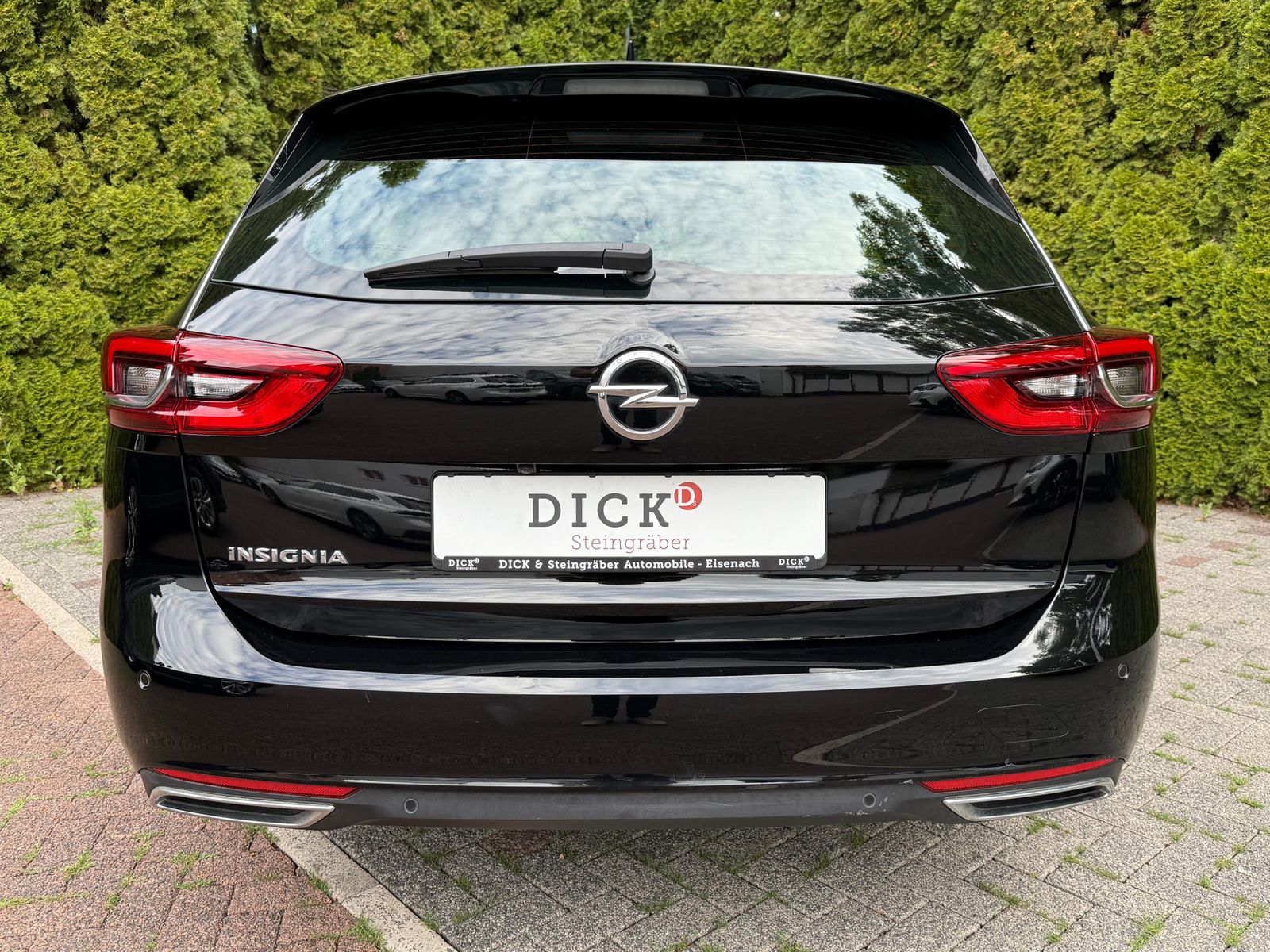 Fahrzeugabbildung Opel Insignia 2.0CDTI Aut. Elegance ILUX+NAV+KAM+CARP