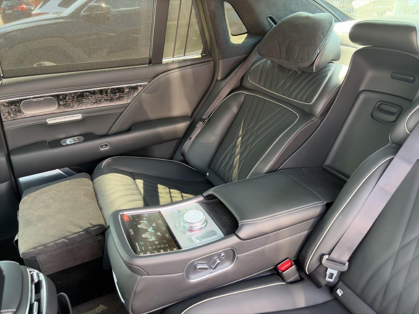 Genesis G90 LUXURY SBW *CAM*LEDER*PANO*CARPLAY*MASSAGE*A