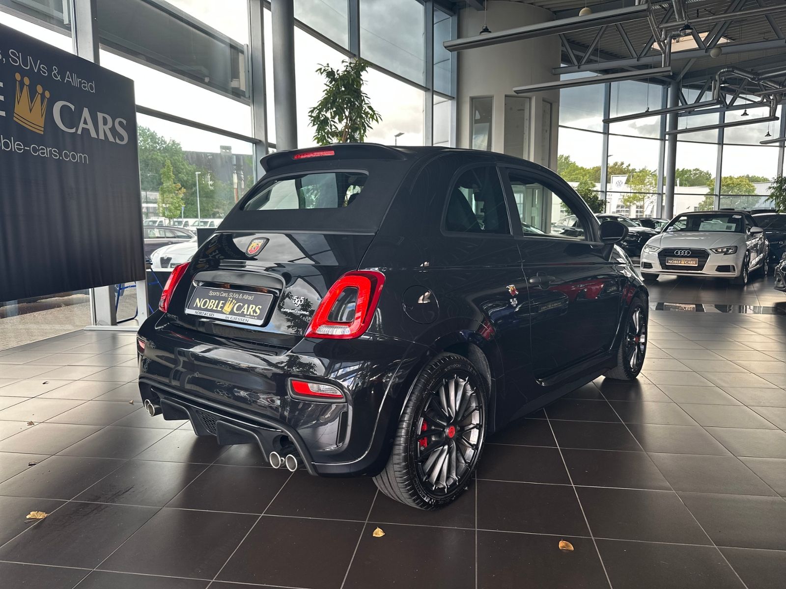 Fahrzeugabbildung Abarth 595C Competizione KLIMA NAV DAB PDC ALU