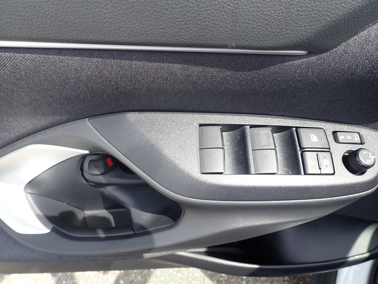 Fahrzeugabbildung Toyota Yaris Cross Hybrid FWD Team Deutschland/KAMERA
