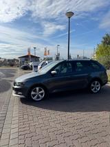 Skoda Fabia 1.0l TSI DSG 81kW ScoutLine Combi Scou... - Skoda Fabia von privat