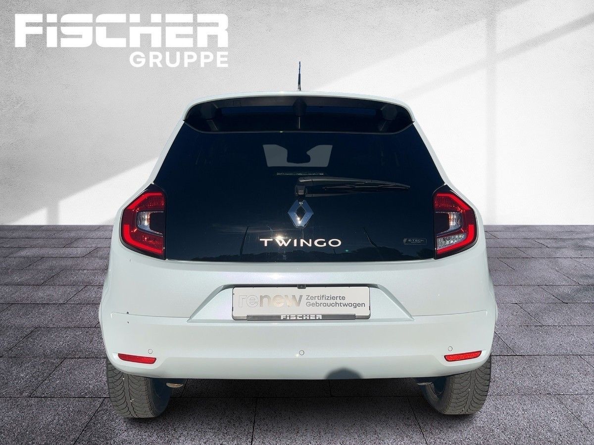 Fahrzeugabbildung Renault Twingo E-TECH 100% el. E-Tech 100% elektrisch - mit KI generiert/bearbeitet