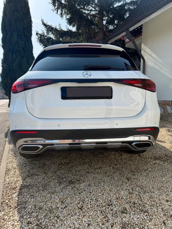 Image of Mercedes-Benz GLC 220